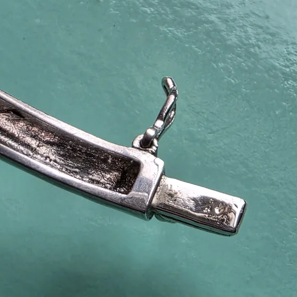 Sterling Silver Tested 925 Rhinestone Hinged Bangle Bracelet Vintage 13.6 Grams - Picture 5 of 12